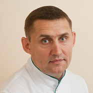 Туганов Владимир Анатольевич, пародонтолог, стоматолог-хирург, хирург-имплантолог, взрослый