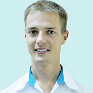 Фоминов Пётр Андреевич, хирург-имплантолог, челюстно-лицевой хирург, стоматолог (терапевт), взрослый