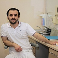 Аванесян Армен Рубикович, пародонтолог, стоматолог-хирург, хирург-имплантолог, взрослый